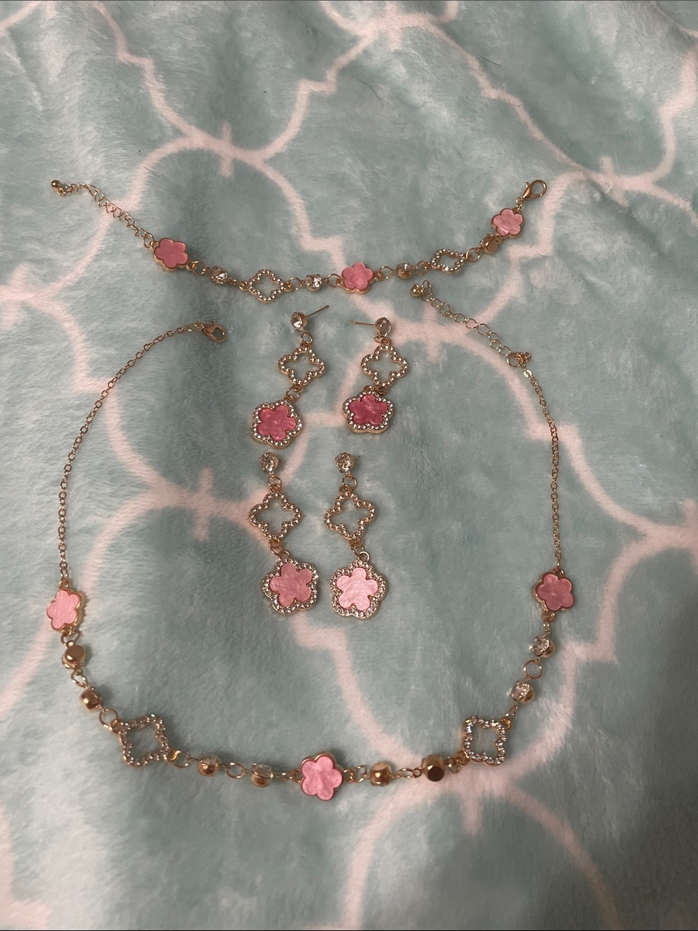 Gold-Tone Pink Flower Necklace and Earring Set